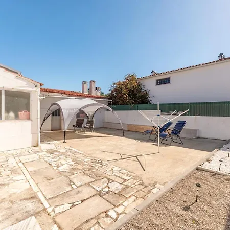 Guestready - Serene Escape Close To Aroeira Gasthof 3*