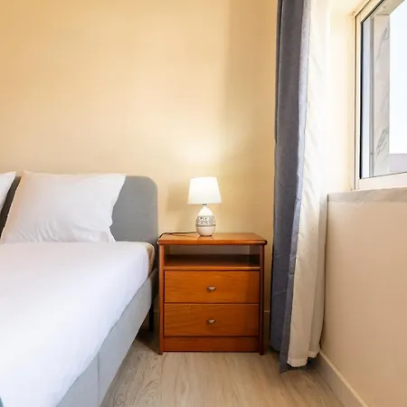 Πανσιόν Guestready - Serene Escape Close To Aroeira 3*