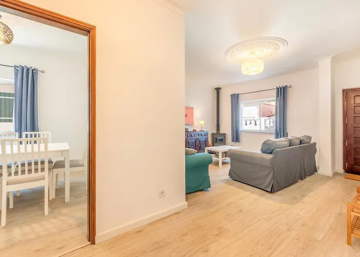Guestready - Serene Escape Close To Aroeira בית הארחה 3*